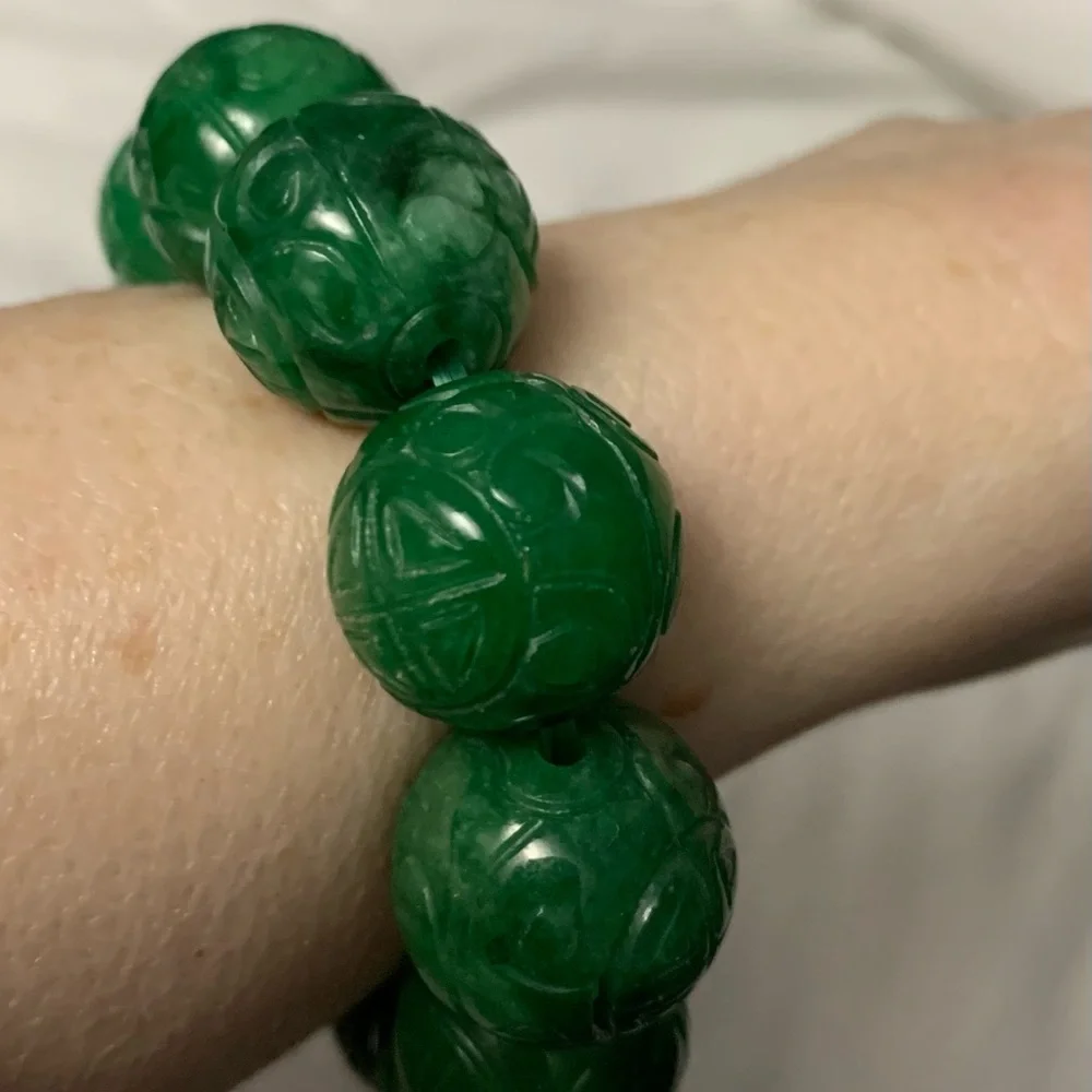 Green Jade Carved Beads